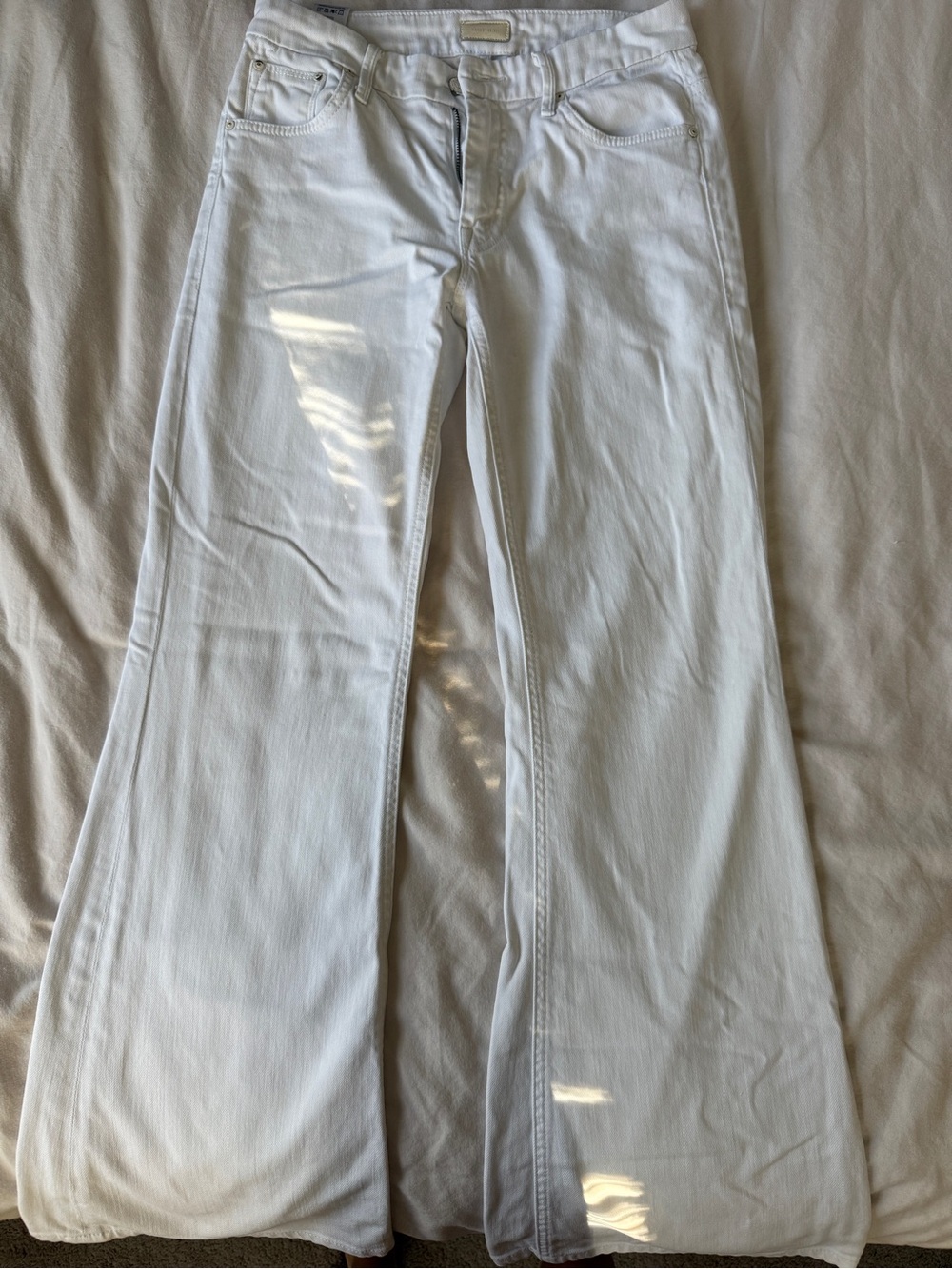 MOTHER The Hustler Ankle Fray Jeans in Sleeping Beauty White